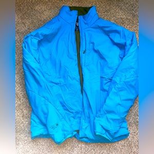 Large Mountain Hardwear puffy coat